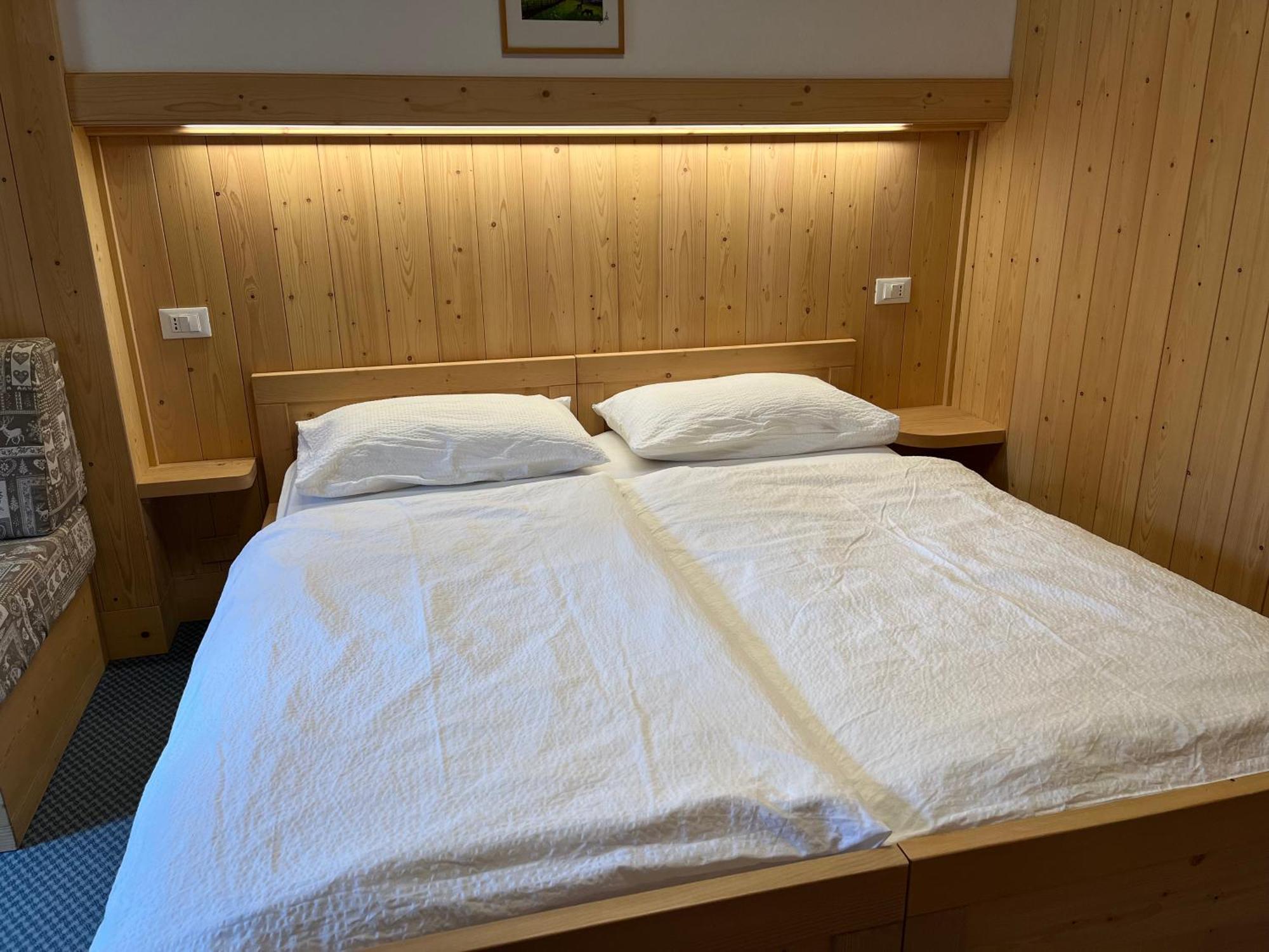 Hotel Garni Al Barance à Selva di Cadore Extérieur photo